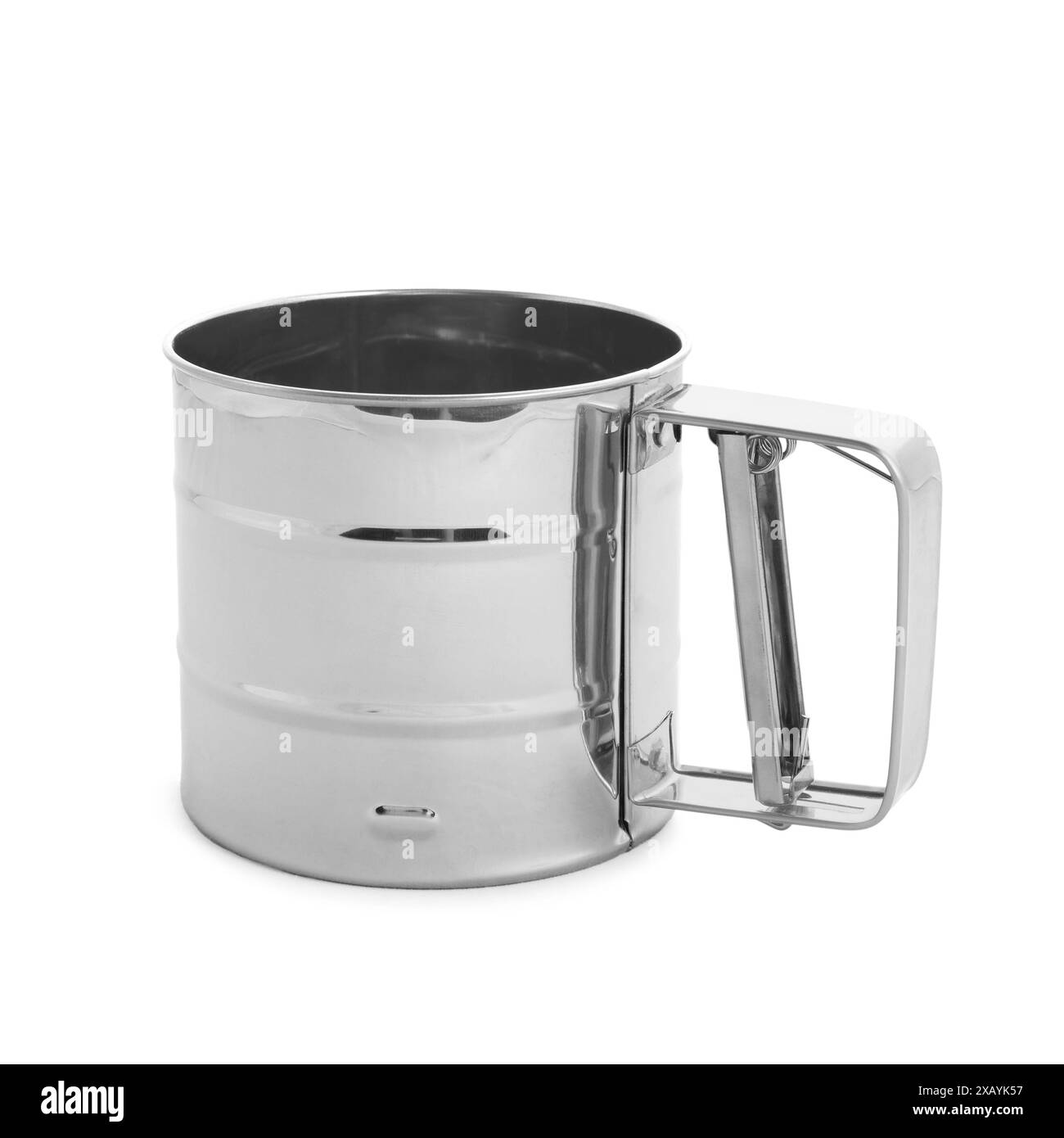 Un tamis métallique isolé sur blanc. Ustensile de cuisson Banque D'Images