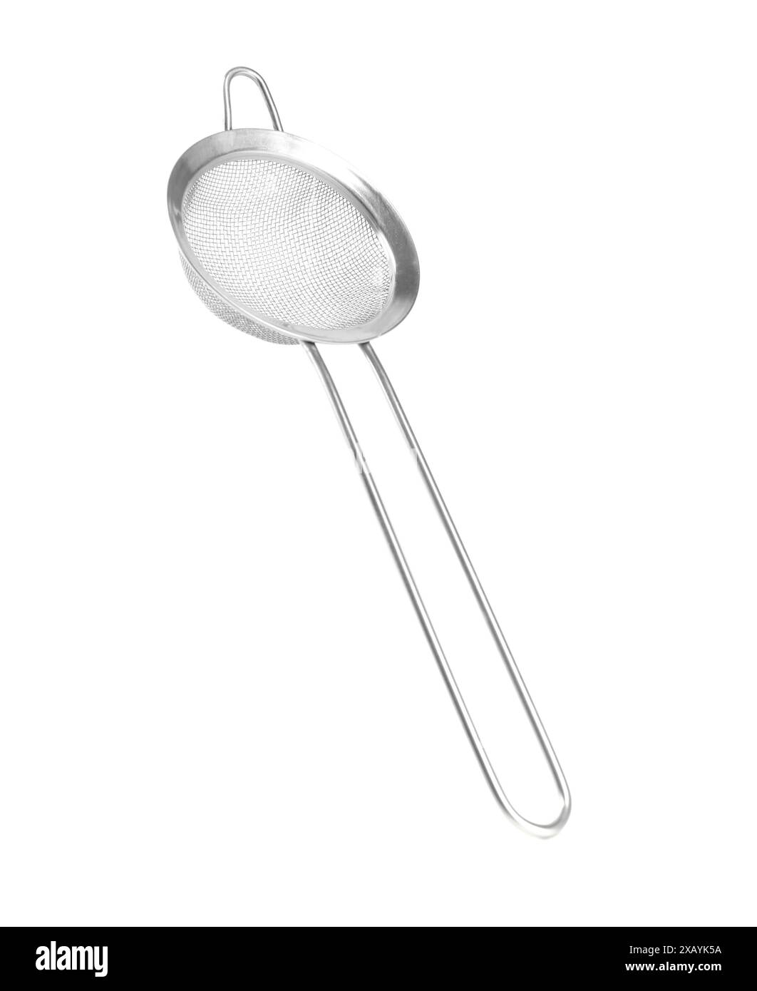 Un tamis métallique isolé sur blanc. Ustensile de cuisine Banque D'Images