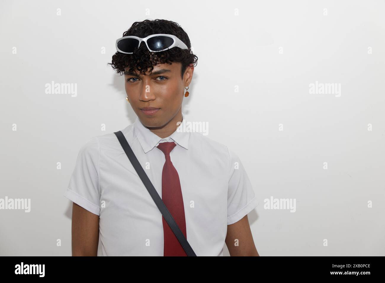 Paris, France. 9 juin 2024. L'auteur-compositeur Jordan Olympus assiste au défilé de la créatrice Soraya de Vittoria à la galerie Art & Design le 9 juin 2024 à Paris, France. Crédit : Bernard Menigault/Alamy Live News Banque D'Images