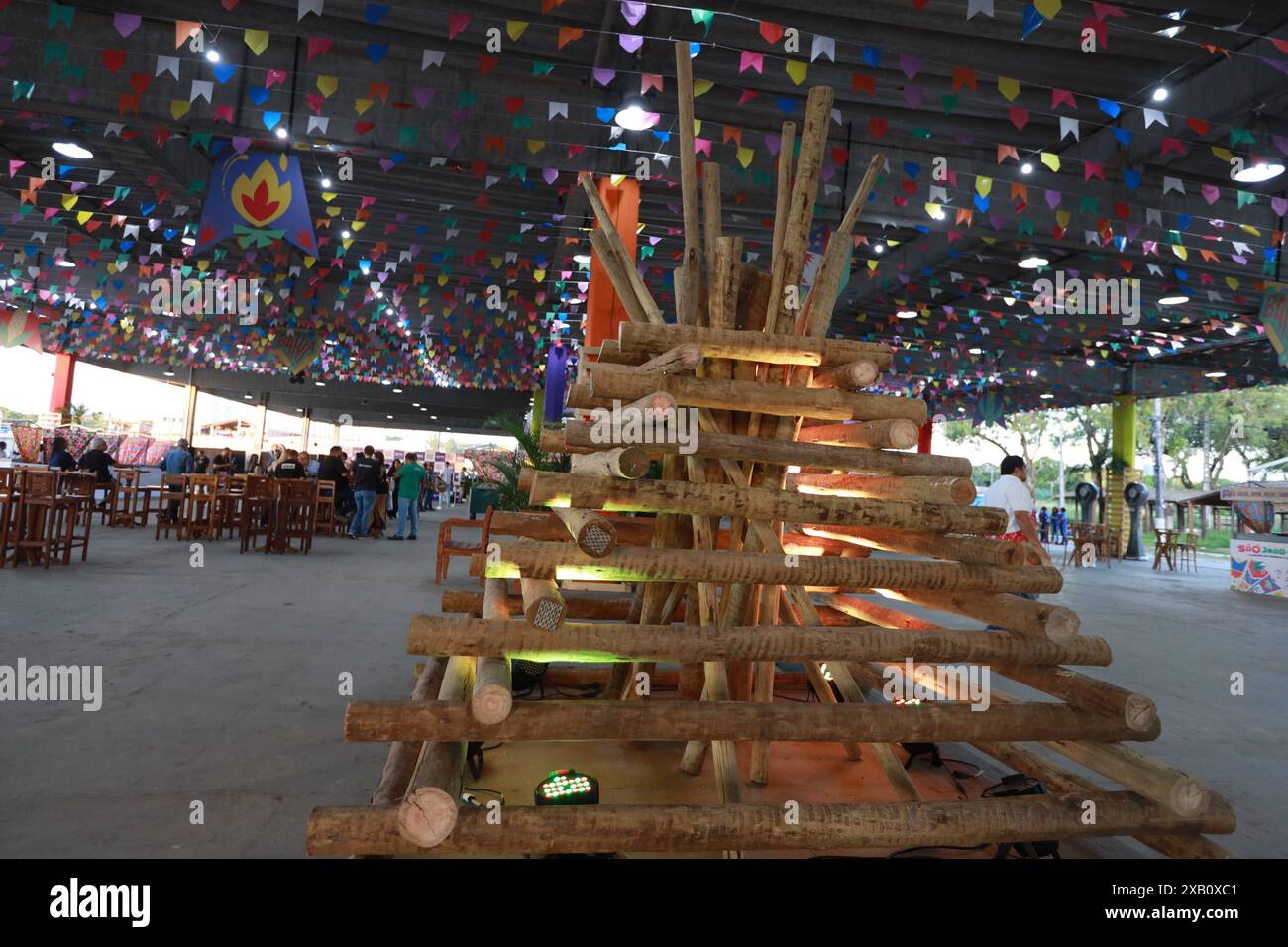 Fêtes de Sao Joao à Bahia salvador, bahia, brésil - 28 mai 2024 : feu de joie décoratif pour les festivités de Sao Joao, dans la ville de Salvador. SALVADOR BAHIA BRÉSIL Copyright : xJoaxSouzax 280524JOA00034 Banque D'Images
