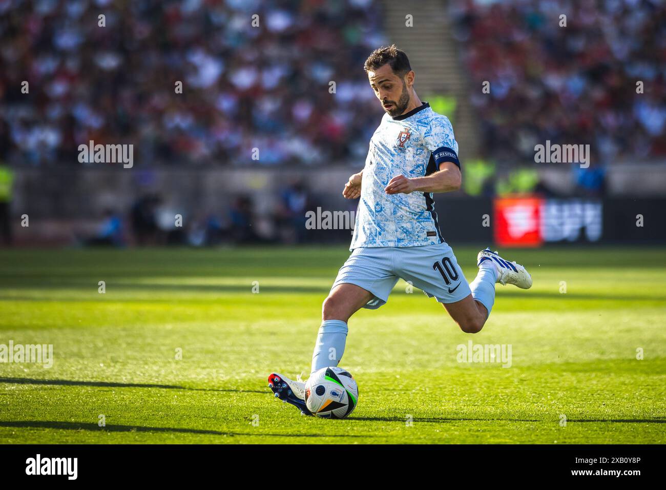 Lisbonne, Portugal. 08 juin 2024. Bernardo Silva du Portugal en action lors du match amical international entre le Portugal et la Croatie à l’Estadio Nacional do Jamor à Lisbonne. (Score final : Portugal 1 - 2 Croatie) crédit : SOPA images Limited/Alamy Live News Banque D'Images