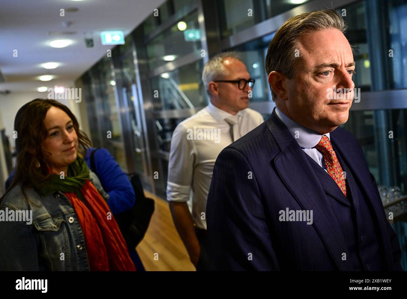 Bruxelles, Belgique. 10 juin 2024. Le président de la N-va, Bart de Wever, photographié lors d'un bureau du parti nationaliste flamand N-va, lundi 10 juin 2024 à Bruxelles, après les élections régionales, fédérales et européennes d'hier. BELGA PHOTO DIRK WAEM crédit : Belga News Agency/Alamy Live News Banque D'Images