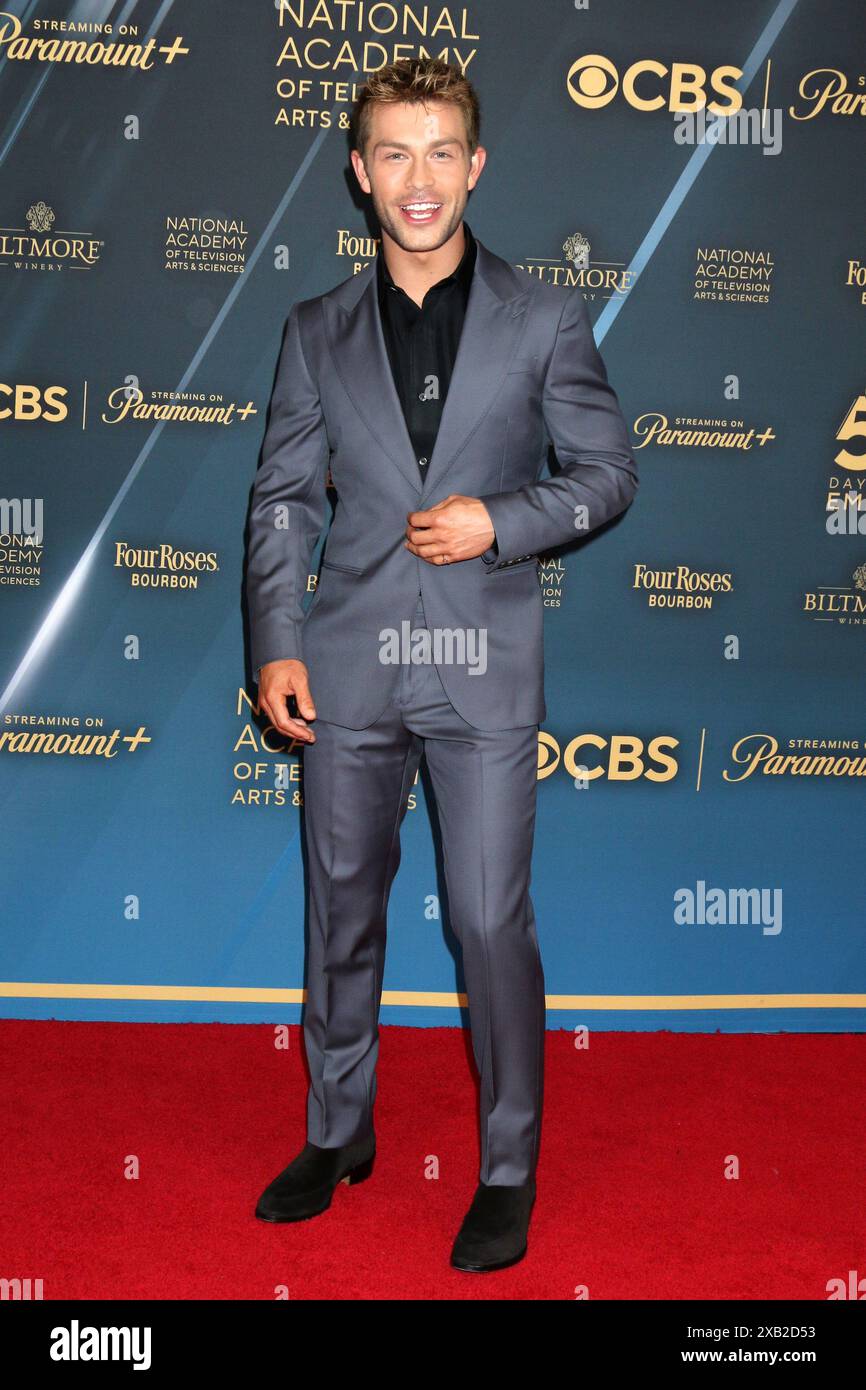 8 juin 2024, Los Angeles, CA, États-Unis : LOS ANGELES - 8 juin : Evan Hofer arrive à la 51e cérémonie annuelle Daytime Emmy Creative Arts & Lifestyle Awards - arrivées à l'hôtel Bonaventure le 8 juin 2024 à Los Angeles, CA. (Crédit image : © Kay Blake/ZUMA Press Wire) USAGE ÉDITORIAL SEULEMENT! Non destiné à UN USAGE commercial ! Banque D'Images