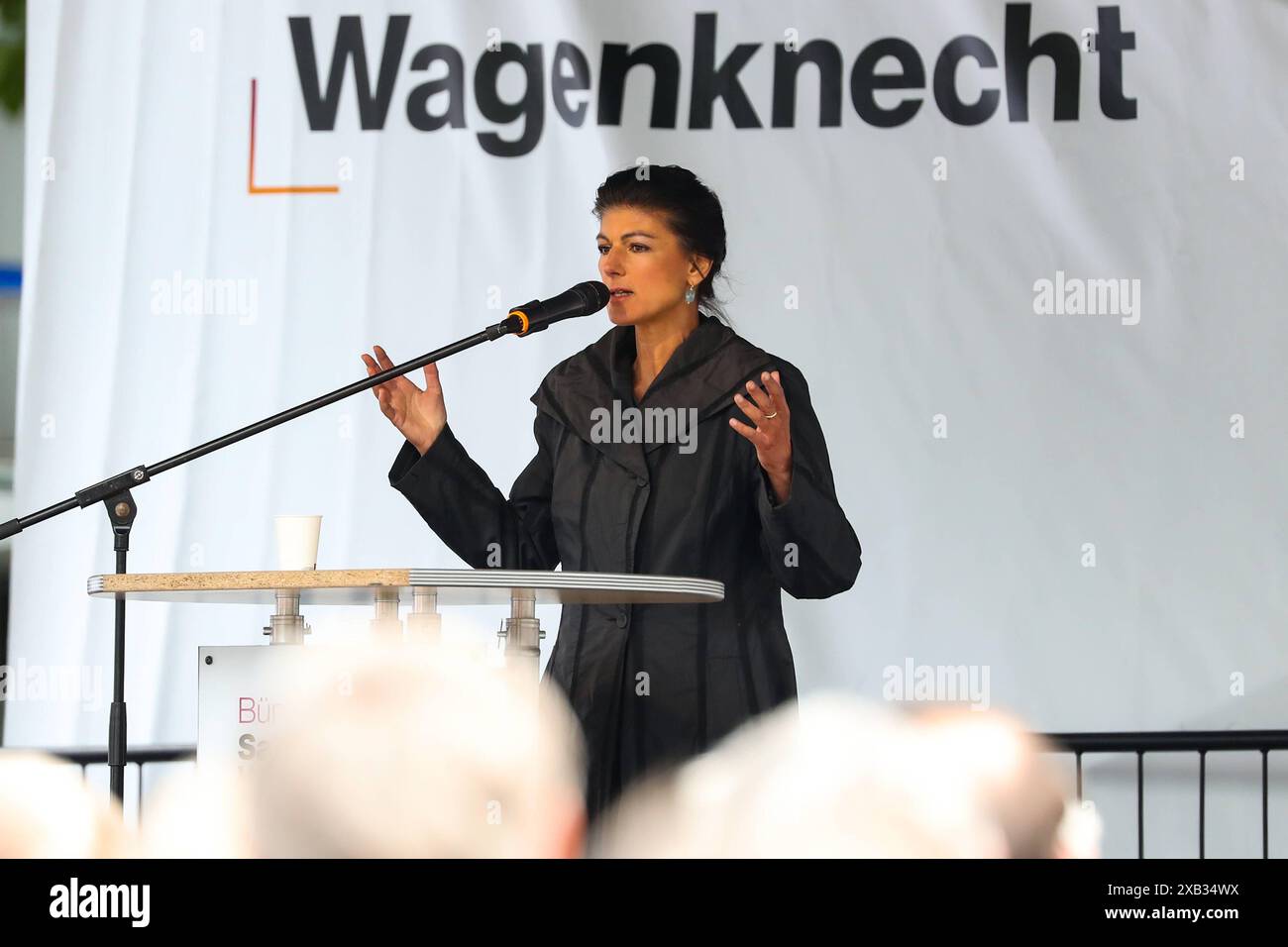 Sahra Wagenknecht BSW - Wahlkampfveranstaltung Bündnis Sahra Wagenknecht mit Sahra Wagenknecht auf dem Willy-Brandt-Platz in Magdeburg Sachsen-Anhalt *** Sahra Wagenknecht BSW campagne électorale Alliance Sahra Wagenknecht with Sahra Wagenknecht at Willy Brandt Platz in Magdeburg Saxe-Anhalt Banque D'Images