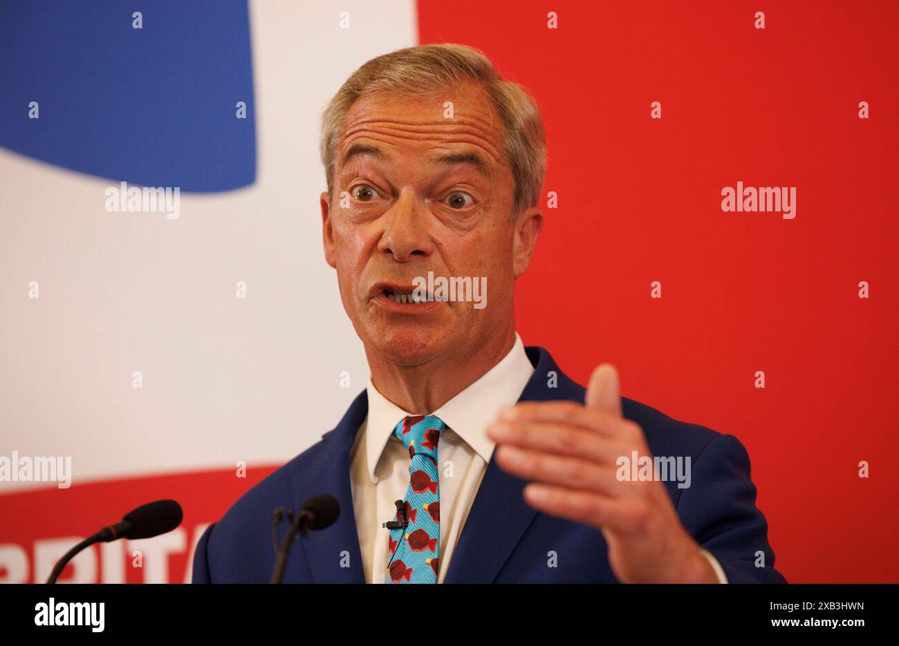 Londres, Royaume-Uni. 10 juin 2024. Nigel Farage, chef de la réforme lance sa politique économique à l'occasion de la Journée de la liberté fiscale. Le chef du Parti réformiste, Nigel Farage, lance la réforme des politiques économiques à PartyÕs approche des élections législatives du 4 juillet. Crédit : Mark Thomas/Alamy Live News Banque D'Images