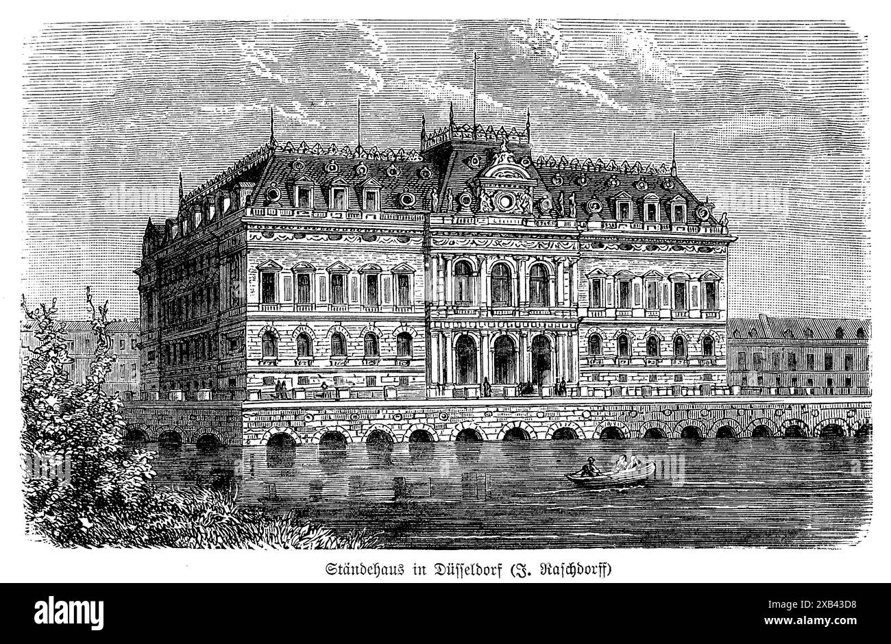 Le Ständehaus de Düsseldorf, conçu par l'architecte Julius C. Raschdorff, est un exemple frappant de l'architecture allemande du XIXe siècle. Achevé en 1880, ce bâtiment historique servait à l'origine de parlement régional pour la province du Rhin. Sa conception est une représentation splendide du style néo-Renaissance, avec une façade impressionnante avec des détails ornés, de grandes arches et des colonnes majestueuses. Le Ständehaus n'est pas seulement un témoignage des prouesses architecturales de Raschdorff, mais aussi un monument culturel et politique important dans l'histoire de Düsseldorf Banque D'Images