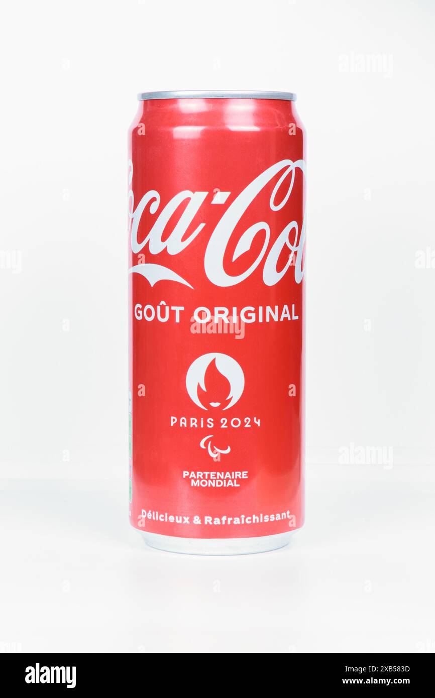 Paris, France-10 juin 2024 : Coca-Cola Can commémore les Jeux olympiques d'été de 2024, Paris 2024 Banque D'Images