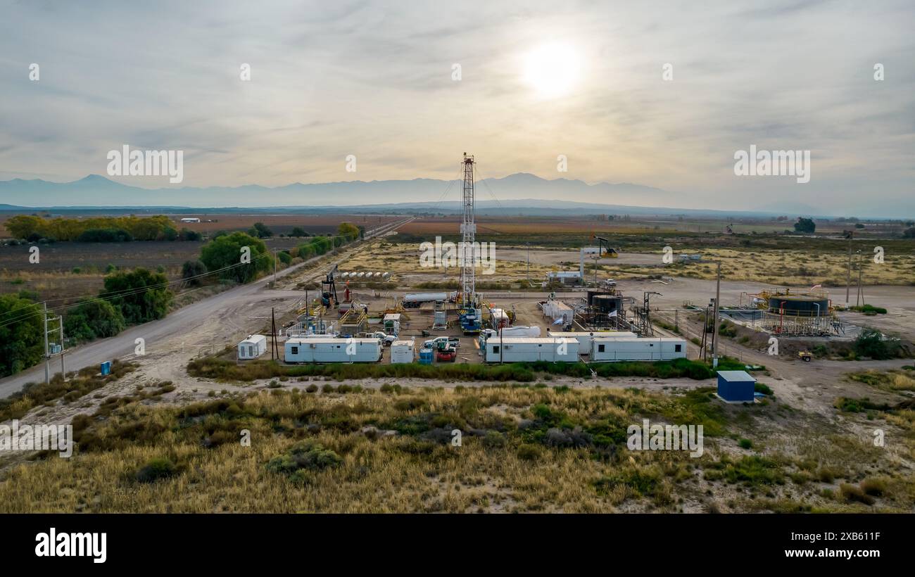 equipement de traction dans un champ pétrolifère Banque D'Images
