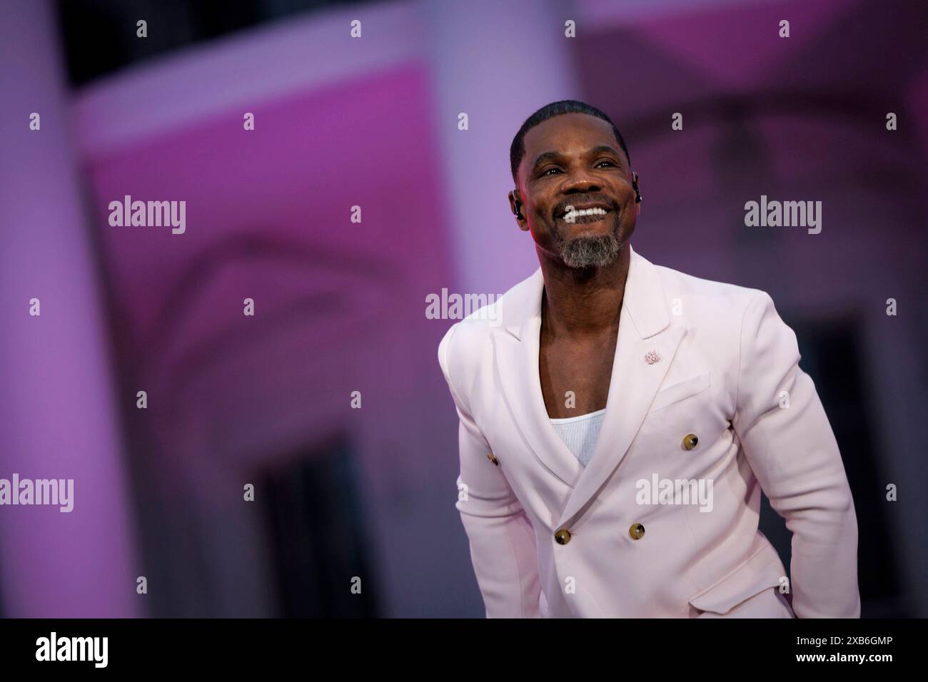 Washington, États-Unis. 10 juin 2024. Le chanteur gospel et maître de chœur Kirk Franklin se produit lors d'un concert sur la pelouse sud de la Maison Blanche à Washington, DC, le lundi 10 juin 2024. En 2021, le président Biden a signé une loi établissant Junetenth comme la plus récente fête fédérale de la nation. Photo de Ting Shen/UPI crédit : UPI/Alamy Live News Banque D'Images
