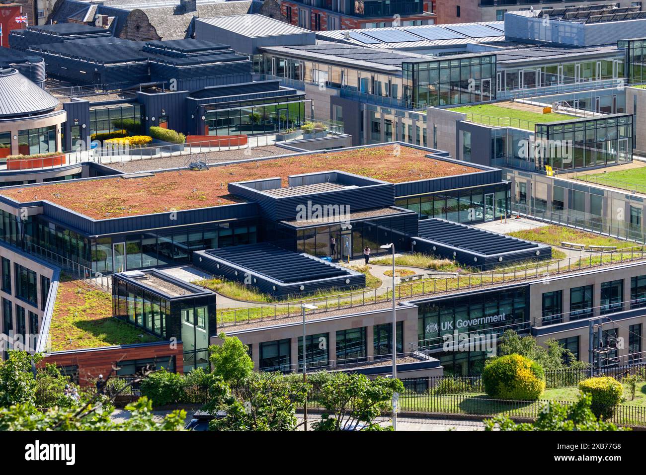 Le jardin sur le toit de la Queen Elizabeth House, UK Government Hub à Édimbourg, en Écosse Banque D'Images