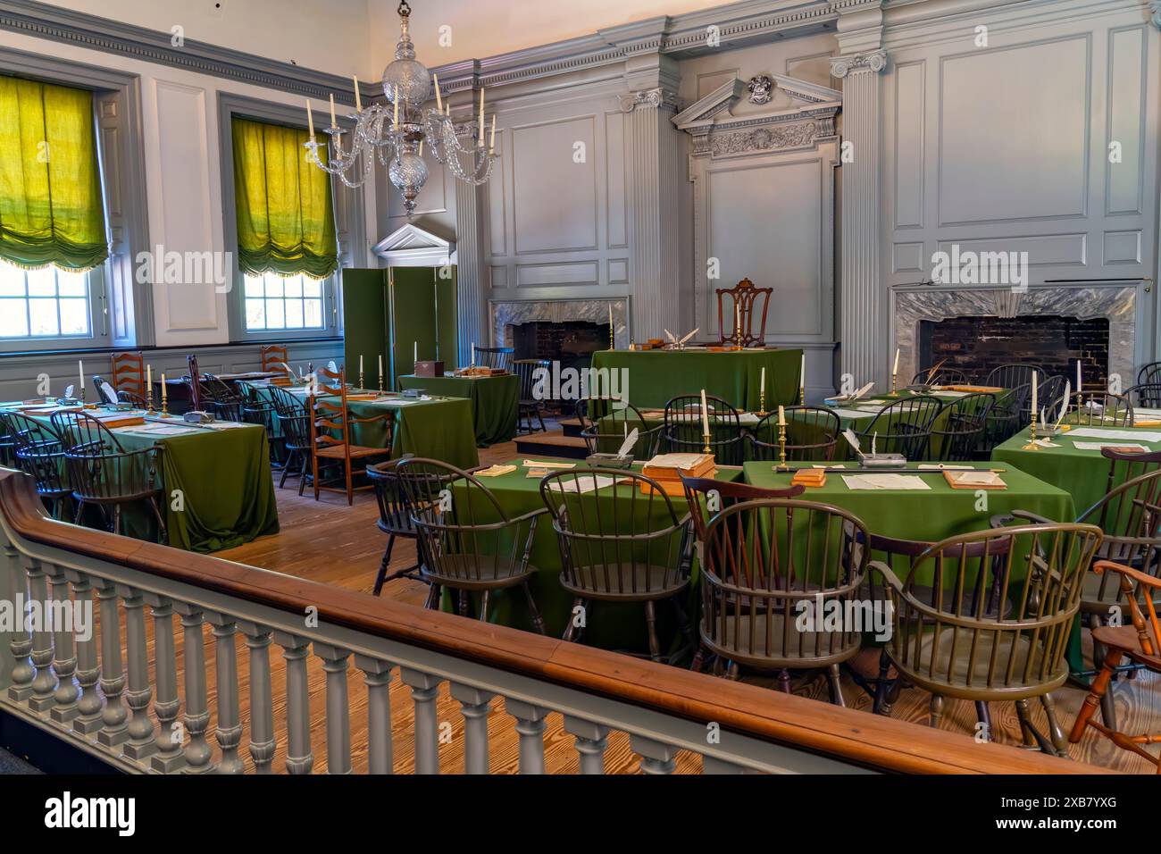 La salle de l'Assemblée C'est la salle où la Déclaration d'indépendance a été débattue et adoptée en 1776. Independence Hall est un bâtiment historique dans Banque D'Images