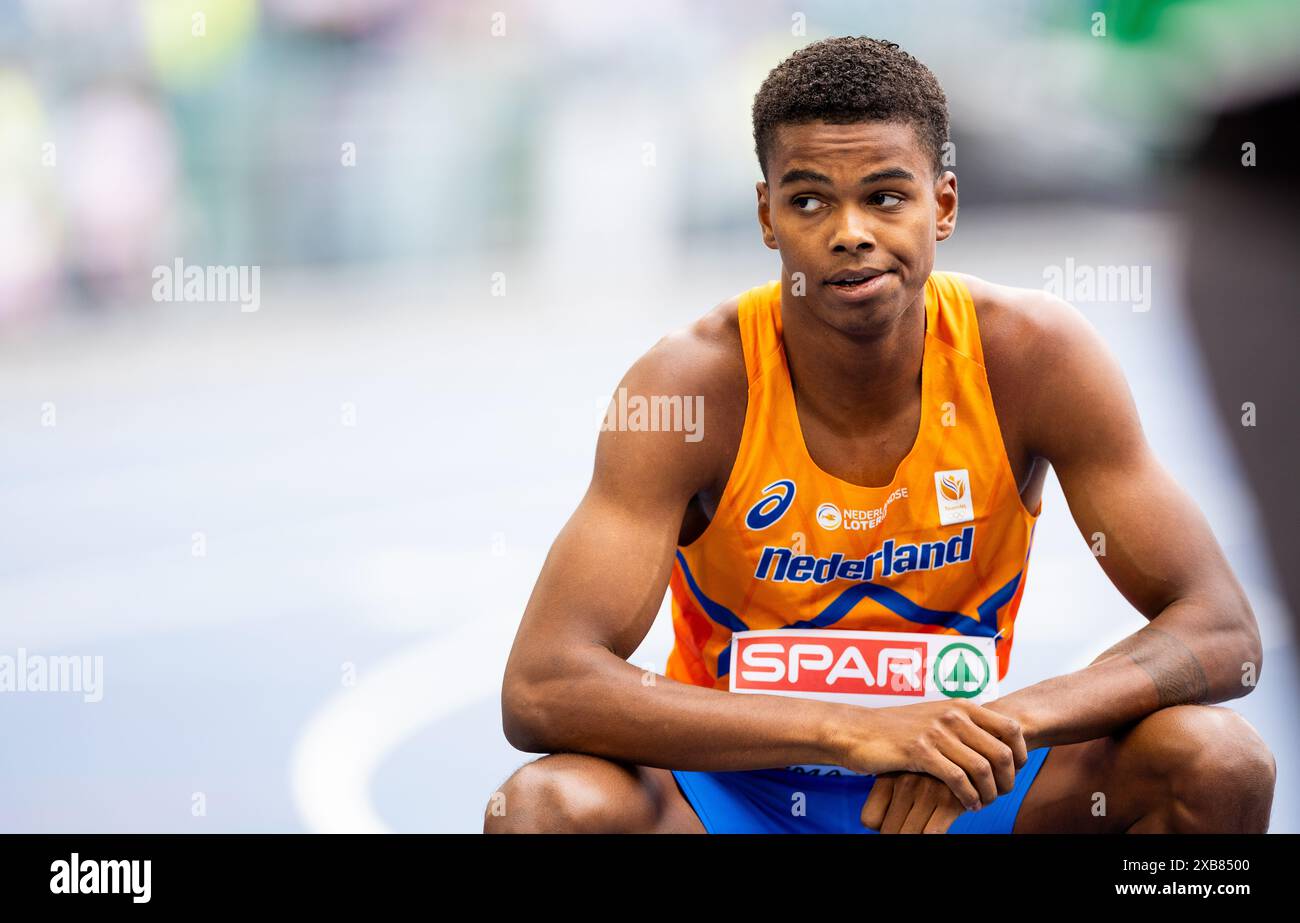 ROME - Isaya Klein Ikkink en action sur le relais 4x400m masculin le cinquième jour des Championnats d'Europe d'athlétisme. ANP IRIS VAN DEN BROEK Banque D'Images