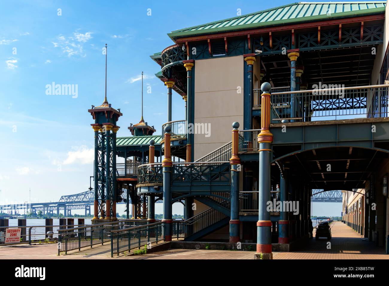 Terminal de ferry de canal Street sur le fleuve Mississippi, Nouvelle-Orléans, Louisiane, États-Unis. Banque D'Images