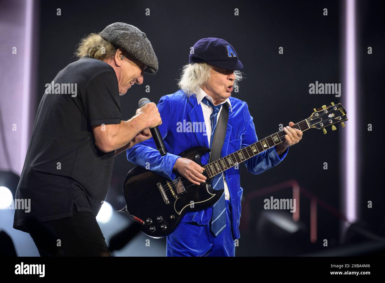 AC/DC Brian Johnson & Angus Young - Power Up Tour - Europa 2024 live im ...