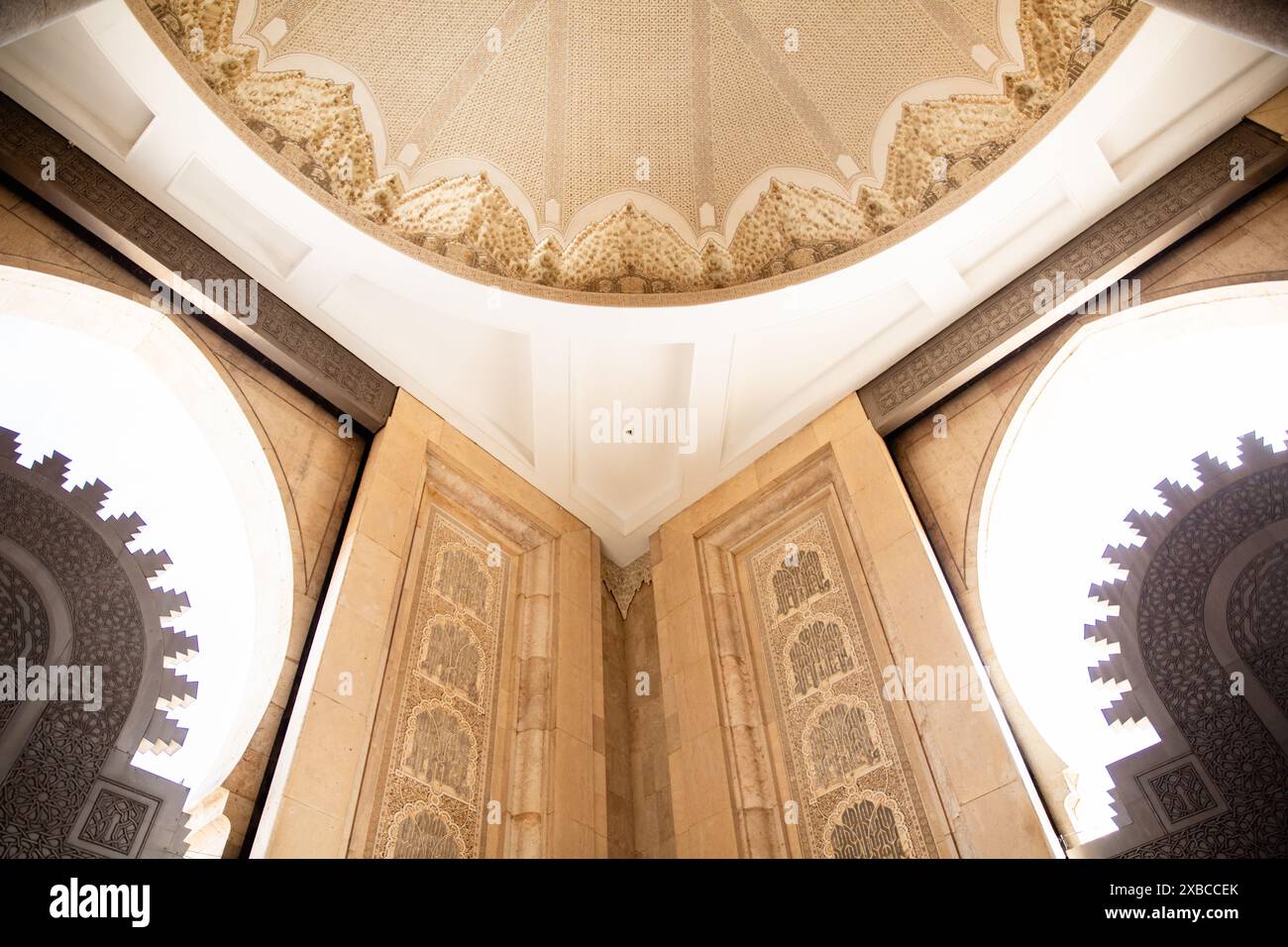 Intérieur de la mosquée Hassan II à Casablanca, Maroc Banque D'Images