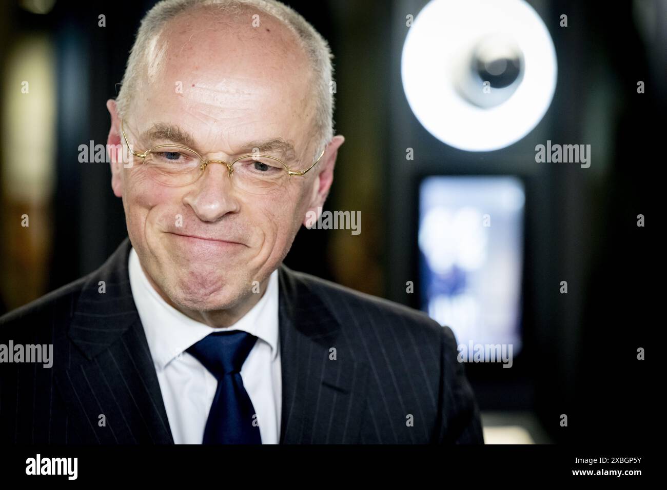 La Haye, pays-Bas. 12 juin 2024. LA HAYE - Président du Sénat Jan Anthonie Bruijn après la conversation. Le formateur Richard van Zwol reçoit le président du Sénat Jan Anthonie Bruijn dans la zone de formation de la Chambre des représentants. ANP ROBIN UTRECHT netherlands Out - belgique Out Credit : ANP/Alamy Live News Banque D'Images