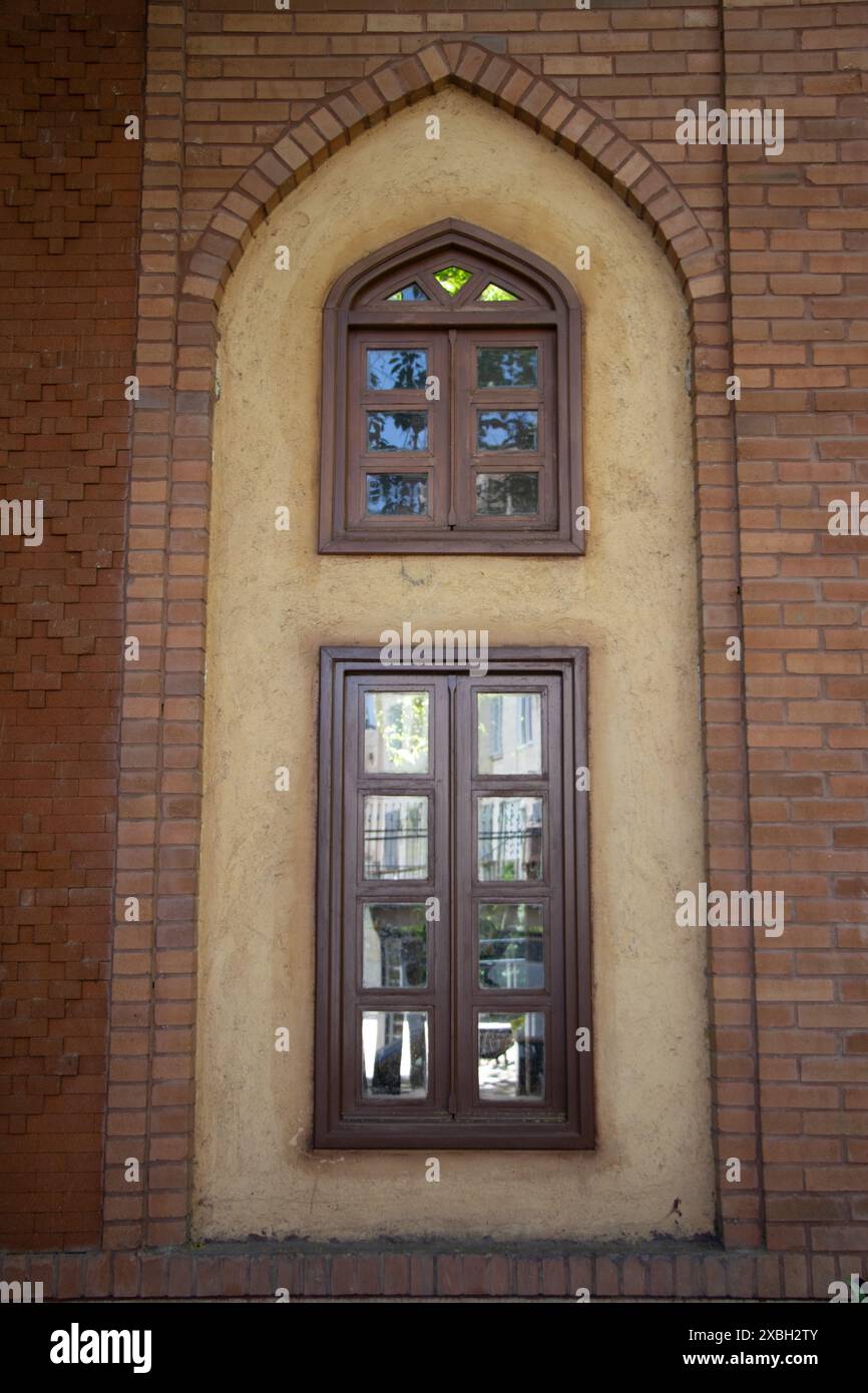 Fenêtre en bois traditionnelle vintage - bon pour faire de la texture aussi Banque D'Images