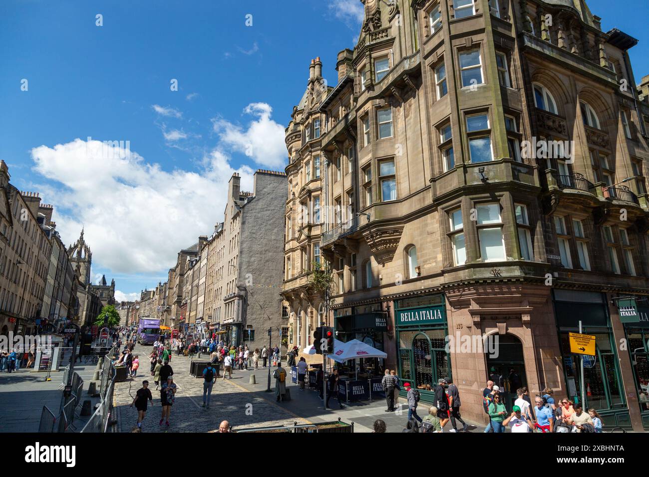Touristes sur le Royal Mile, Écosse Banque D'Images