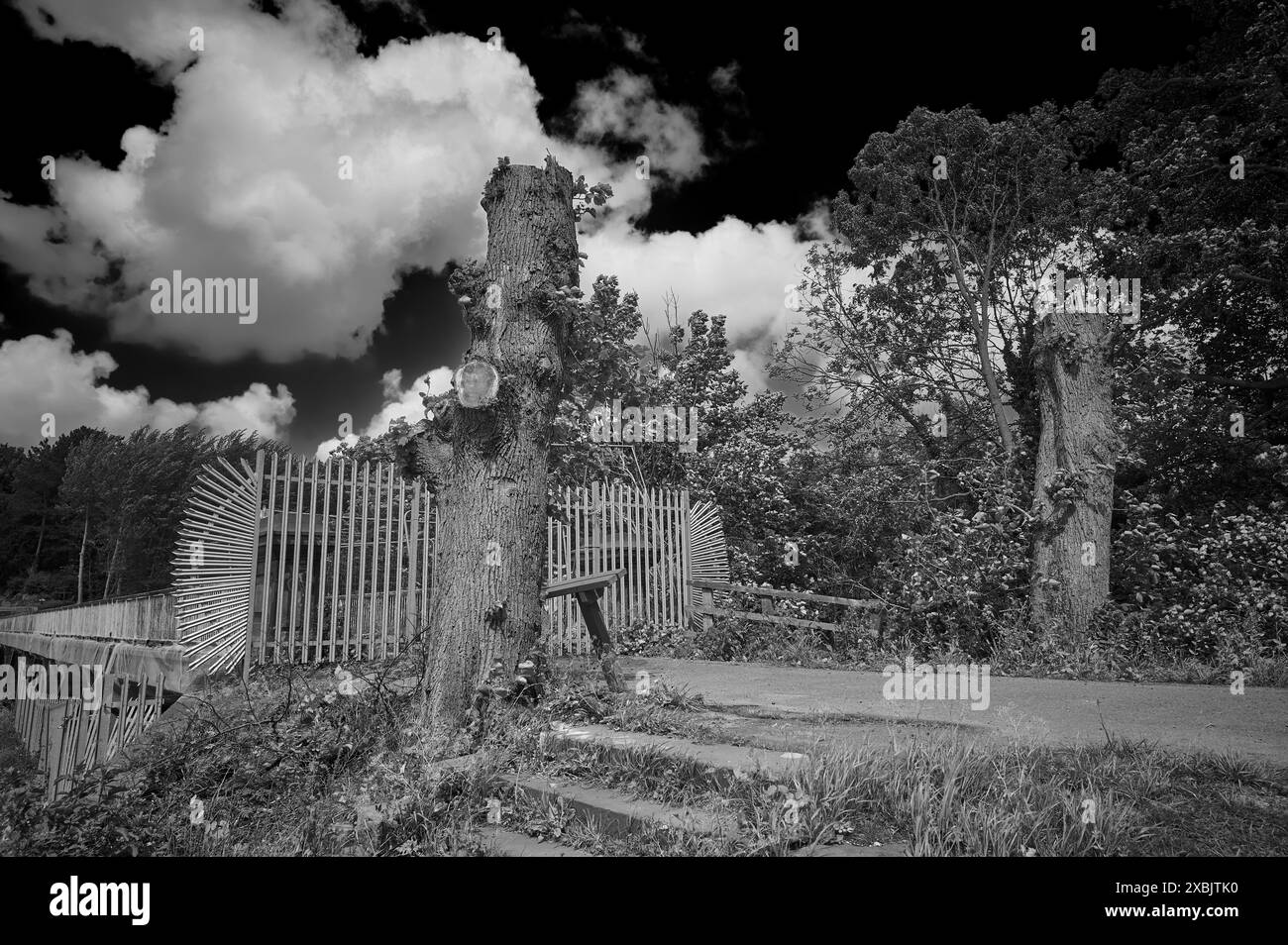 Préparation à la démolition de l'ancien pont de tramway au-dessus de la rivière Ribble à Preston, Royaume-Uni Banque D'Images