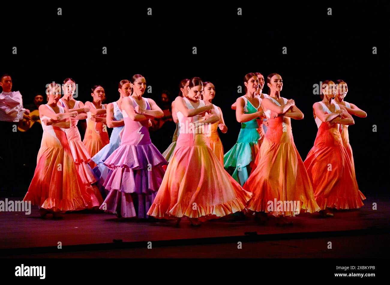 LONDRES, ROYAUME-UNI. 12 juin 2024. Le Invocationación du ballet Nacional de Espaa est un spectacle fantastique à ne pas manquer, il présente quatre œuvres qui couvrent les fondements de la danse espagnole. Le directeur artistique Rubén Olmo organise cette soirée englobante avec flamenco vibrant, boléro traditionnel, danse contemporaine et traditions de ballet classique au Sadler's Wells Theatre de Londres, Royaume-Uni. Crédit : Voir Li/Picture Capital/Alamy Live News Banque D'Images