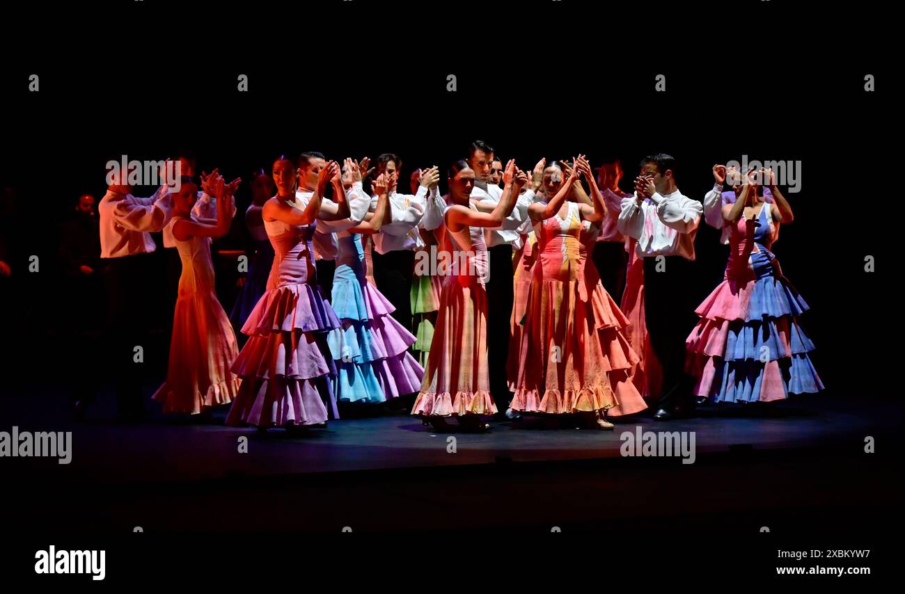 LONDRES, ROYAUME-UNI. 12 juin 2024. Le Invocationación du ballet Nacional de Espaa est un spectacle fantastique à ne pas manquer, il présente quatre œuvres qui couvrent les fondements de la danse espagnole. Le directeur artistique Rubén Olmo organise cette soirée englobante avec flamenco vibrant, boléro traditionnel, danse contemporaine et traditions de ballet classique au Sadler's Wells Theatre de Londres, Royaume-Uni. Crédit : Voir Li/Picture Capital/Alamy Live News Banque D'Images