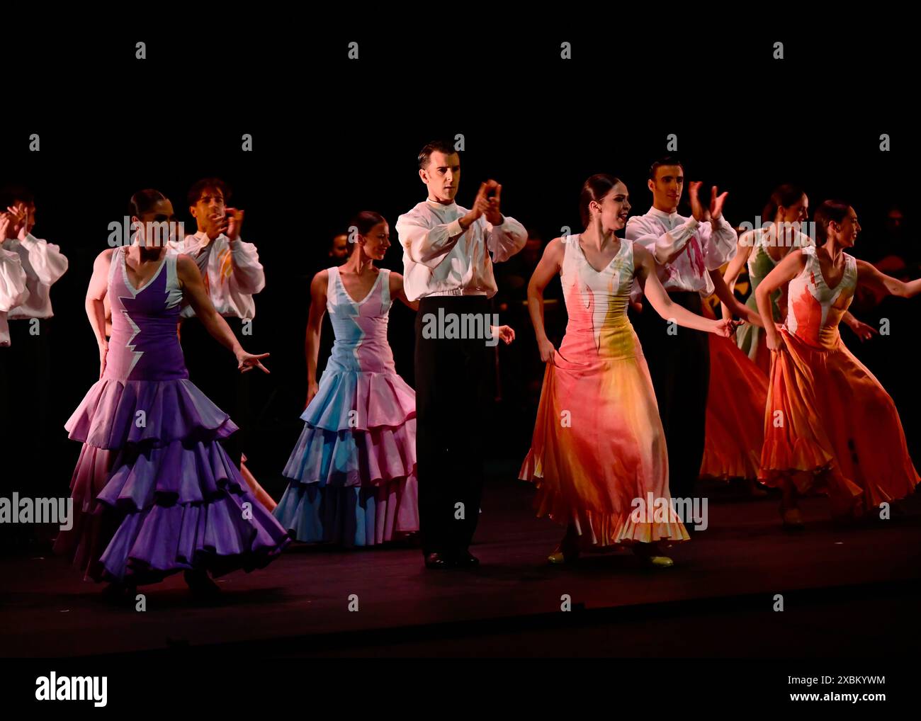 LONDRES, ROYAUME-UNI. 12 juin 2024. Le Invocationación du ballet Nacional de Espaa est un spectacle fantastique à ne pas manquer, il présente quatre œuvres qui couvrent les fondements de la danse espagnole. Le directeur artistique Rubén Olmo organise cette soirée englobante avec flamenco vibrant, boléro traditionnel, danse contemporaine et traditions de ballet classique au Sadler's Wells Theatre de Londres, Royaume-Uni. Crédit : Voir Li/Picture Capital/Alamy Live News Banque D'Images