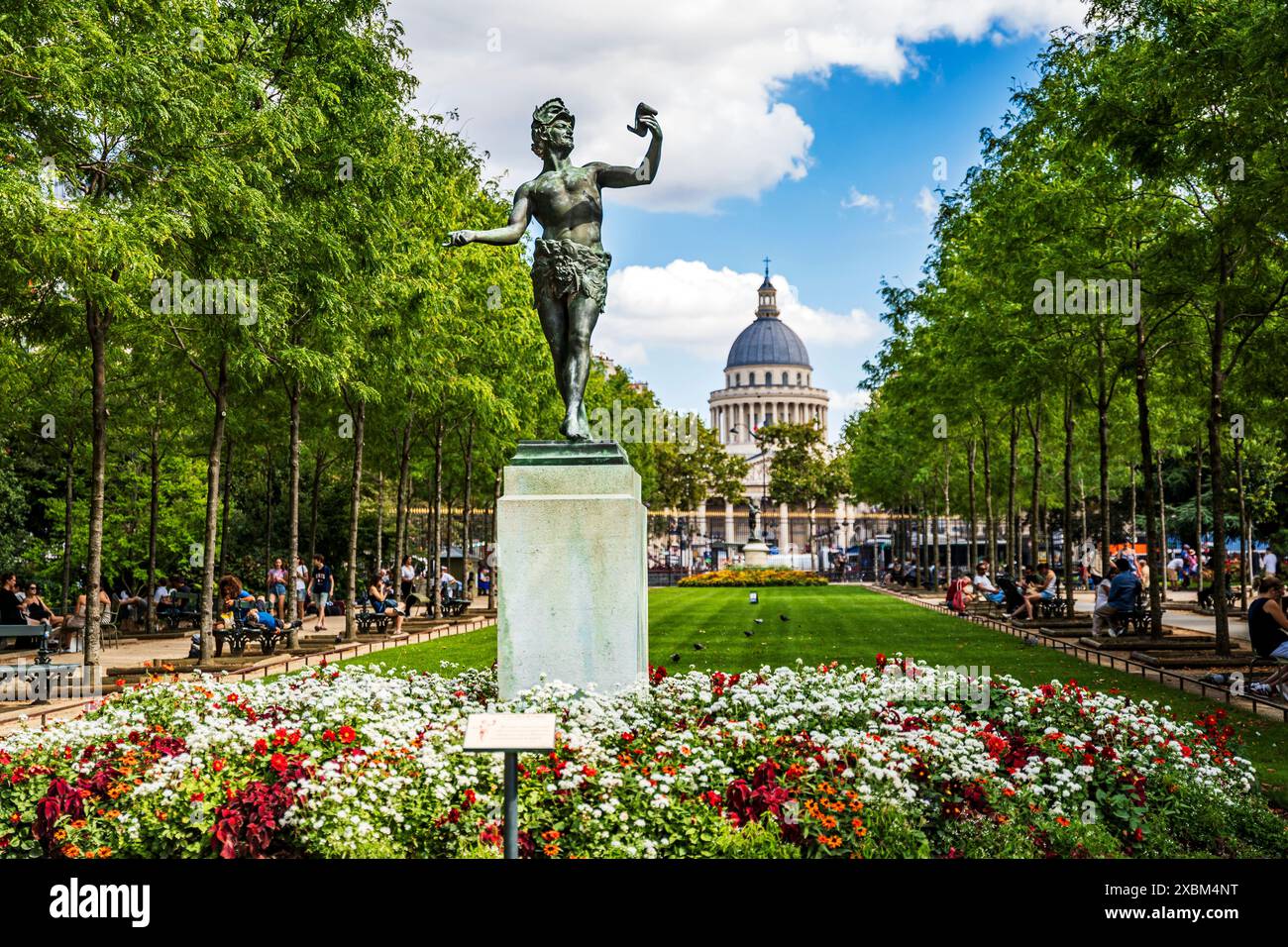 Statue en bronze de l'acteur grec par Charles-Arthur Bourgeois à l'intérieur du jardin du Luxembourg dans le 6ème arrondissement de Paris, Paris, France. Banque D'Images