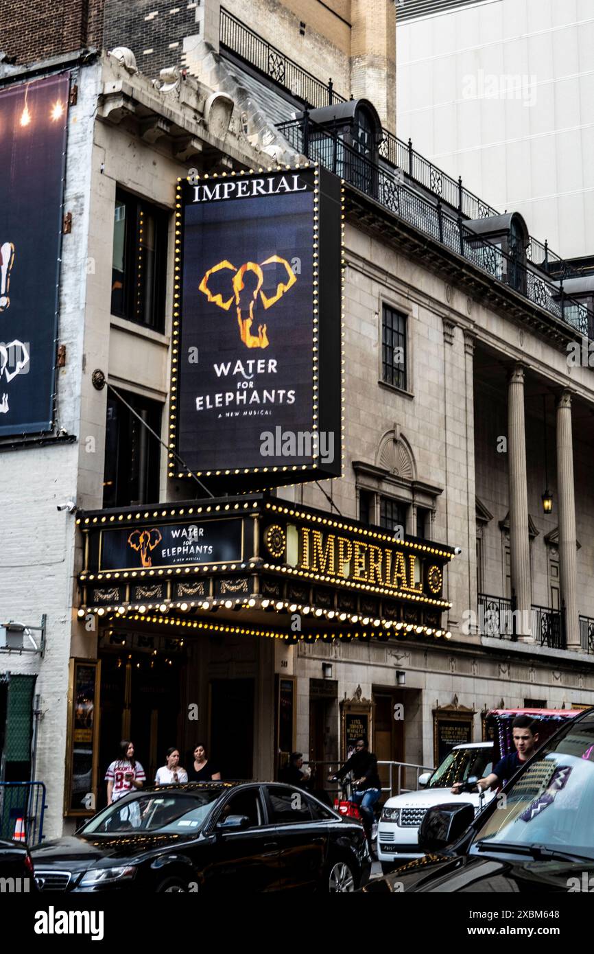 « Water for Elephants » à l'Imperial Theatre de Broadway, New York, NY., États-Unis Banque D'Images