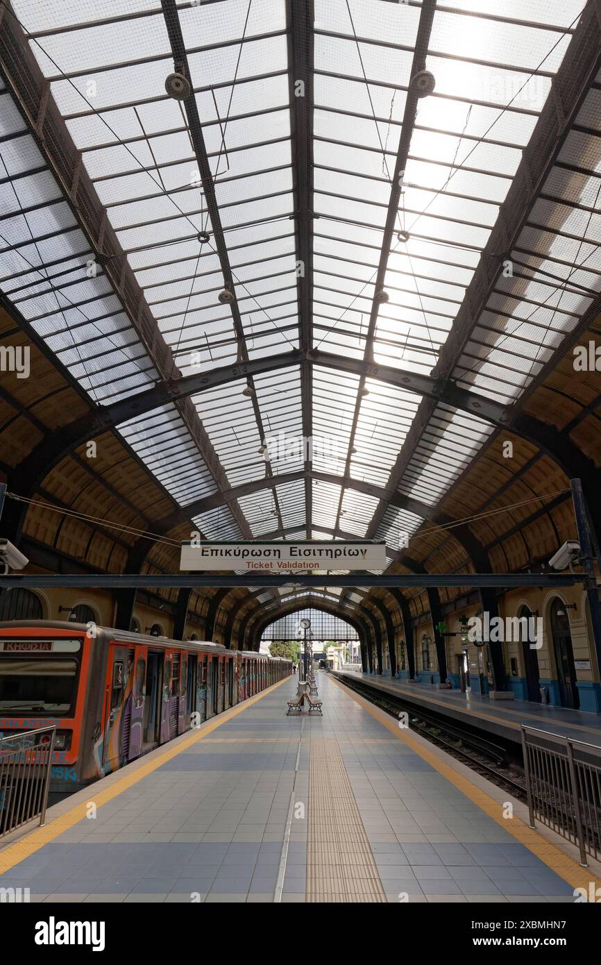 Station de métro Pirée, hall de la station historique de 1896, Athènes, Attique, Grèce Banque D'Images