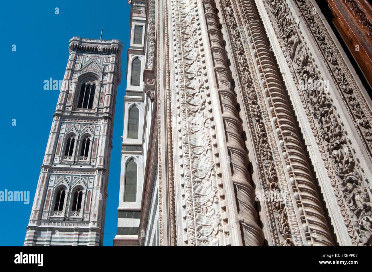 Italie, Truscany, Florence, Cathédrale S M del Fiore et Beffroi Giotto Banque D'Images