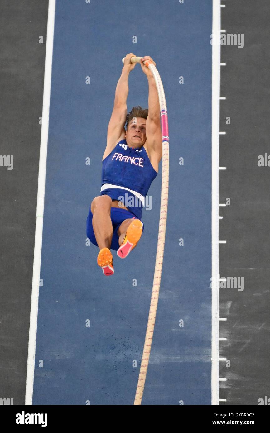 Collet Thibaut en finale de Pole Vault masculin lors du jour 6 de European Athletics le 12 juin 2024 au stade Olimpic de Rome Banque D'Images