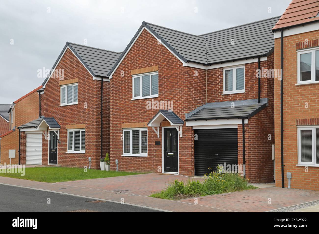 Maisons individuelles de 3 et 4 chambres récemment achevées sur le nouveau lotissement Millbeck Grange à Bowburn, près de Durham, Royaume-Uni. Construit par les maisons Persimmon. Banque D'Images