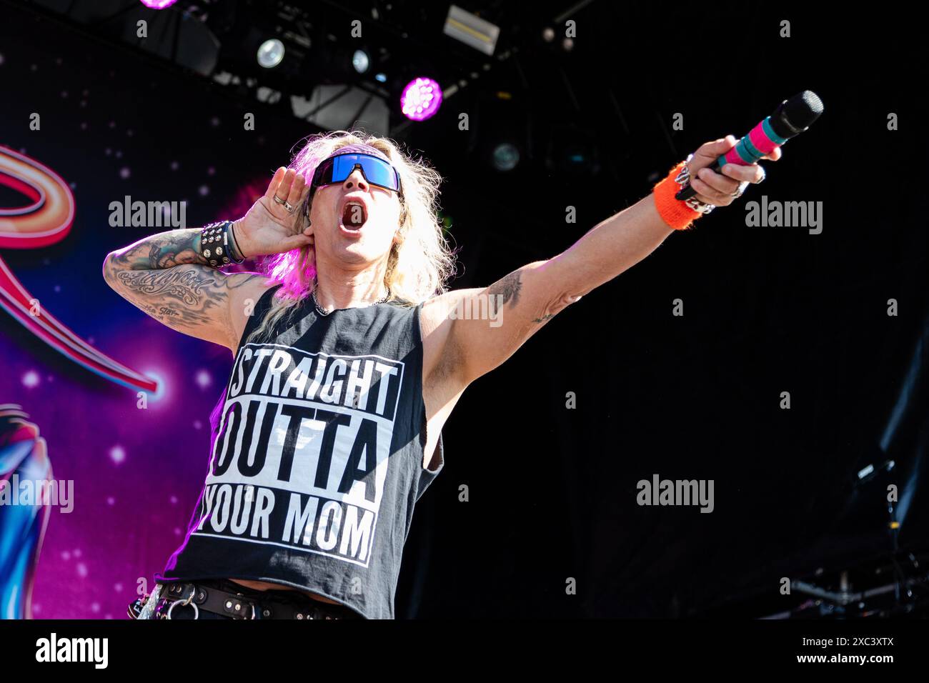 Trondheim, Norvège. 06 juin 2024. Le groupe de glam metal américain Steel Panther donne un concert live lors du festival de musique norvégien Trondheim Rocks 2024 à Trondheim. Ici le chanteur Michael Starr est vu en direct sur scène. Banque D'Images