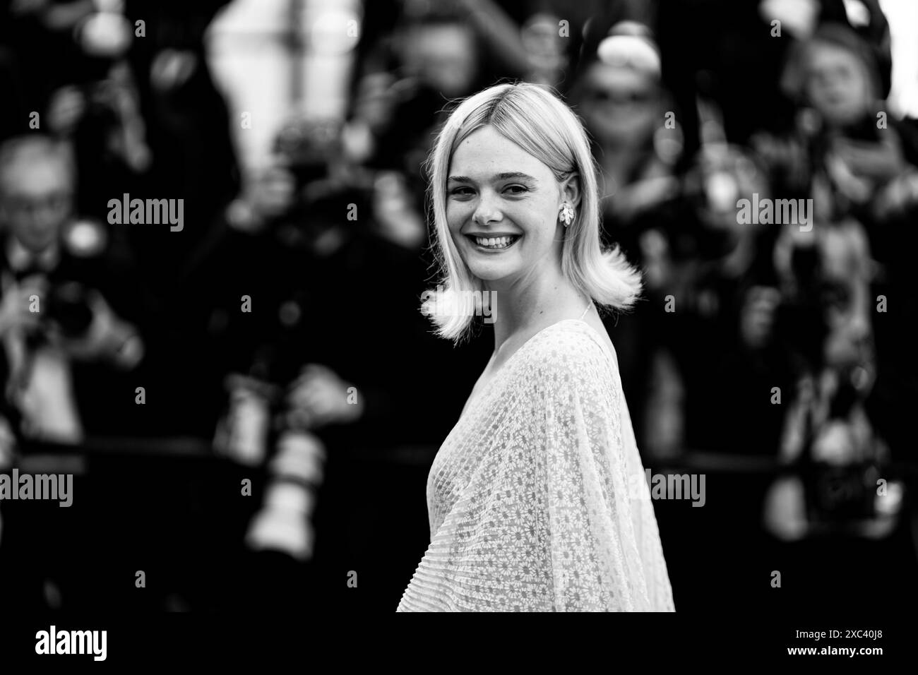 CANNES, FRANCE - 23 MAI : elle Fanning assiste au tapis rouge de la cérémonie de clôture du Festival de Cannes 2024, à Cannes, France(photo de Gi Banque D'Images