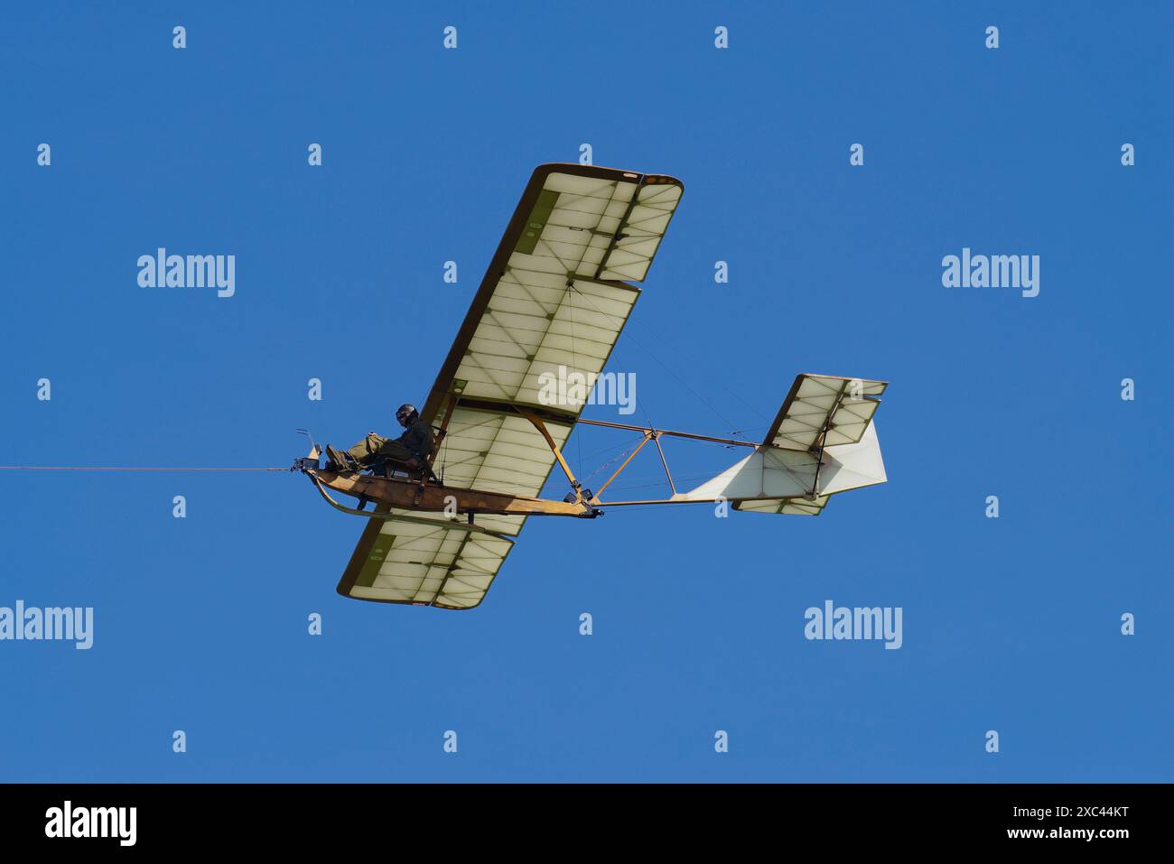 Elliots of Newbury, Eton TX.1, G-ALPS, Shuttleworth Military, Flying Display. Old Warden, Biggleswade, Bedfordshire, Angleterre. Banque D'Images