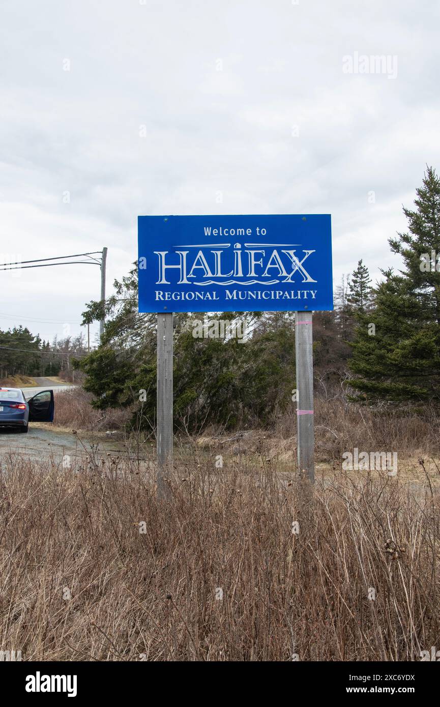 Bienvenue au panneau de la municipalité régionale de Halifax sur la route 7 à Ecum Secum, Nouvelle-Écosse, Canada Banque D'Images