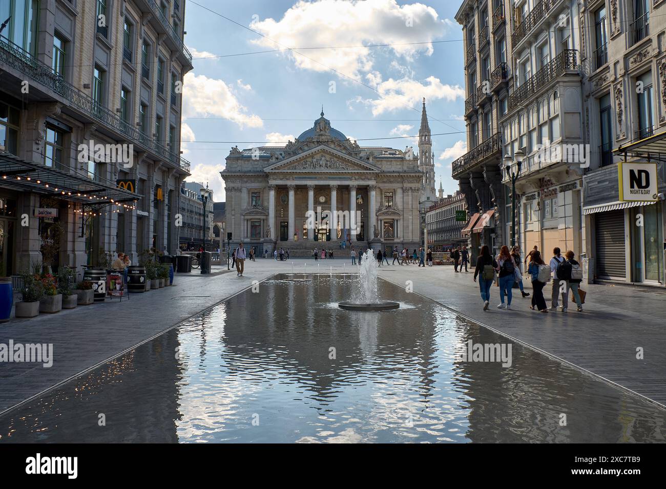 Bruxelles, Belgique ; 05 juin 2024 ; Bourse de Bruxelles construite dans les styles architecturaux néo-Renaissance et second Empire. Situé près de la Grand place Banque D'Images