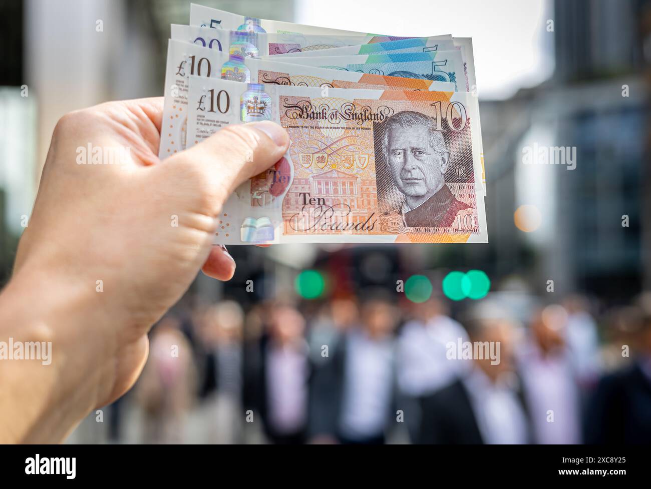 Billets de banque représentant un portrait du roi Charles III, émis pour la première fois en juin 2024 par Bank of England, Royaume-Uni Banque D'Images