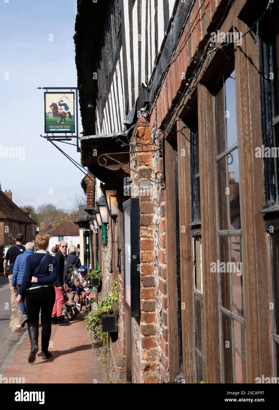 Alfriston, le pub du village George Inn dans le parc national de South Downs, vallée de Cuckmere, Seaford, East Sussex, South Downs, Wealden, Angleterre, Royaume-Uni Banque D'Images