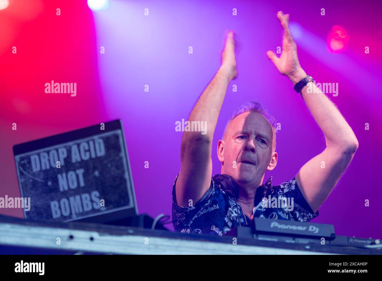 Bodelva, Cornouailles, Royaume-Uni. Samedi 15 juin 2024 Fatboy Slim musicien anglais, DJ et producteur de disques se produisent à l'Eden Project © Jason Richardson / Alamy Live News Banque D'Images