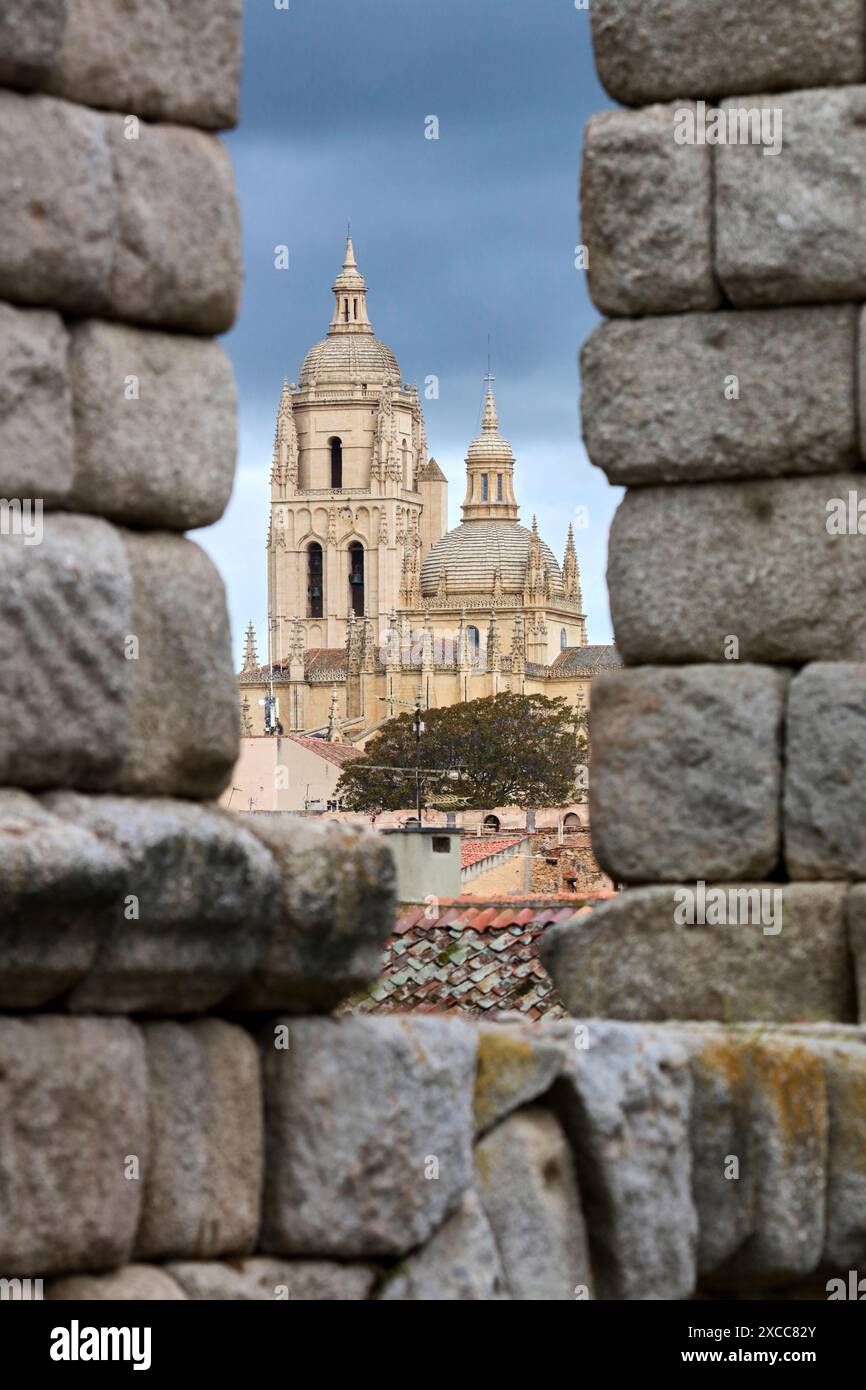 Aqueduc, Cathédrale, Ségovie, Castilla Leon, Espagne, Europe Banque D'Images