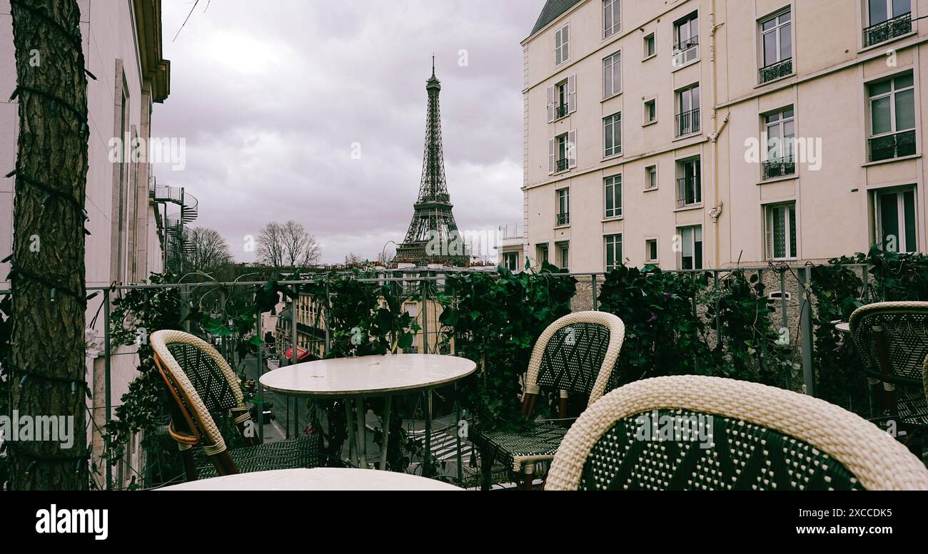 Paris, France. Vue de la tour sous un angle intéressant Banque D'Images