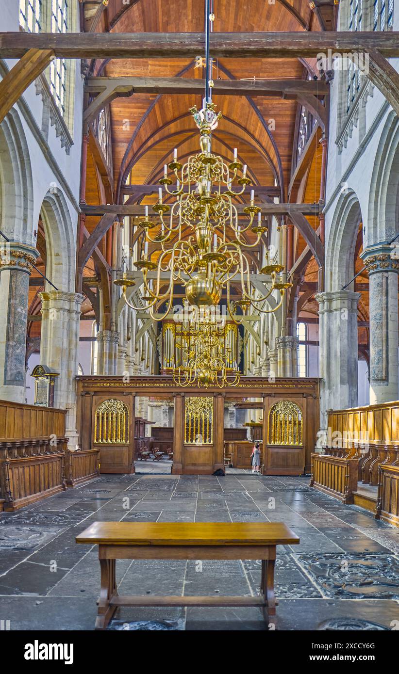 Amsterdam, Hollande - 12 août 2023 : la nef de la vieille église Banque D'Images