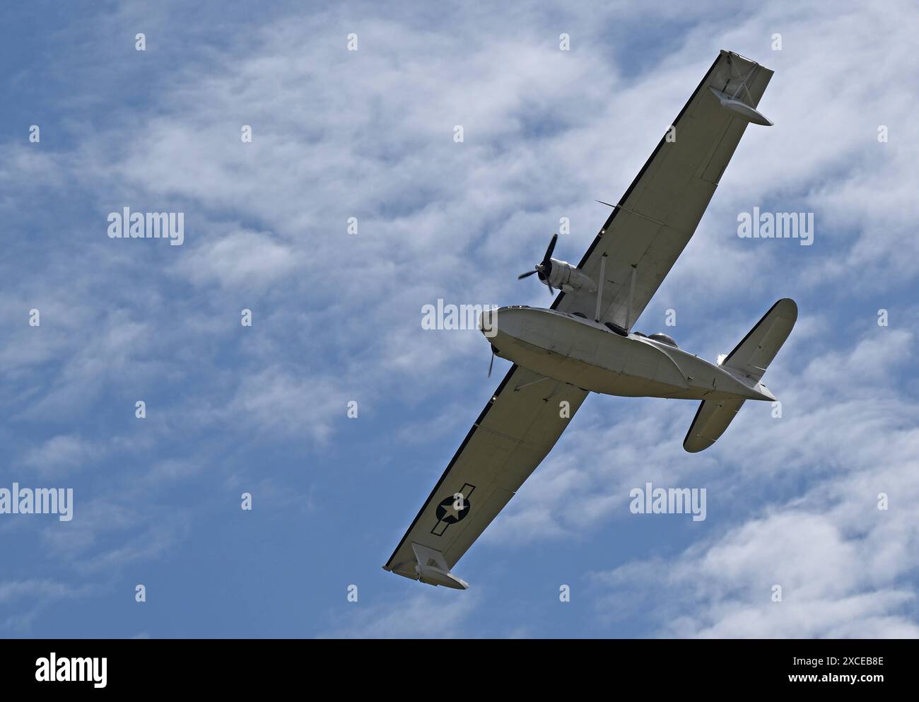 16.06.2024, xjhx, Wirtschaft Flugplatz-Kerb Gelnhausen 2024 v.l. Flugzeug Maschine Consolidated 28 Catalina, enregistrement / numéro de série : G-PBYA, autre numéro de série : 433915 nom Miss Pick Up Gelnhausen *** 16 06 2024, xjhx, Wirtschaft Flugplatz Kerb Gelnhausen 2024 v l Flugzeug Maschine Consolidated 28 Catalina, Registration Serial G PBYA, Alternate Serial 433915 nom Miss Pick Up Gelnhausen Banque D'Images