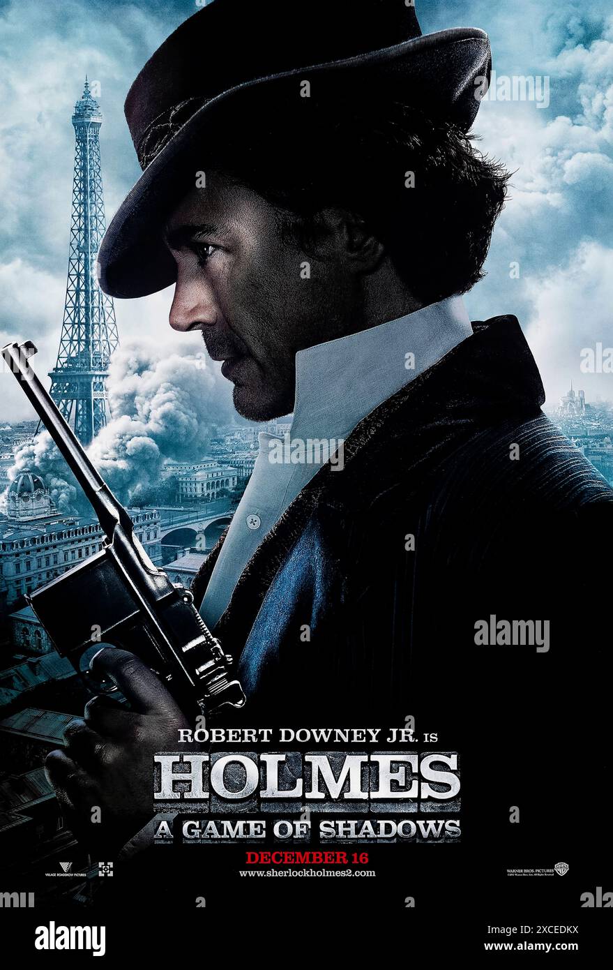 Sherlock Holmes : a Game of Shadows (2009) réalisé par Guy Ritchie et mettant en vedette Robert Downey Jr. le détective Sherlock Holmes est sur la piste du cerveau criminel Professeur Moriarty, qui commet une série de crimes aléatoires à travers l'Europe. Affiche de personnage AMÉRICAINE ***USAGE ÉDITORIAL SEULEMENT ***. Crédit : BFA / Warner Bros Banque D'Images
