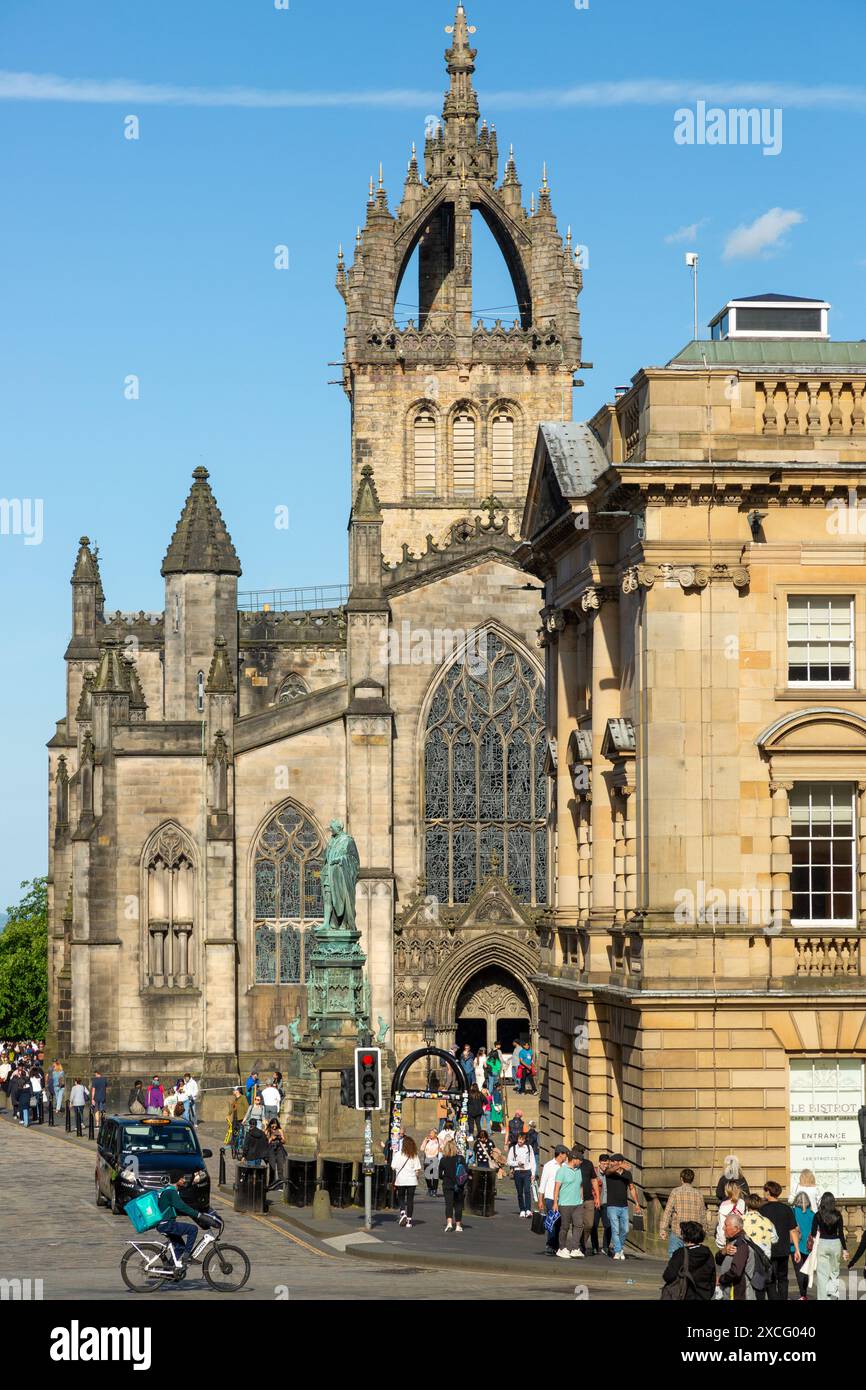 St Giles' Cathedral, ou High Kirk of Edinburgh, est une église paroissiale de l'Église d'Écosse dans la vieille ville d'Édimbourg Banque D'Images