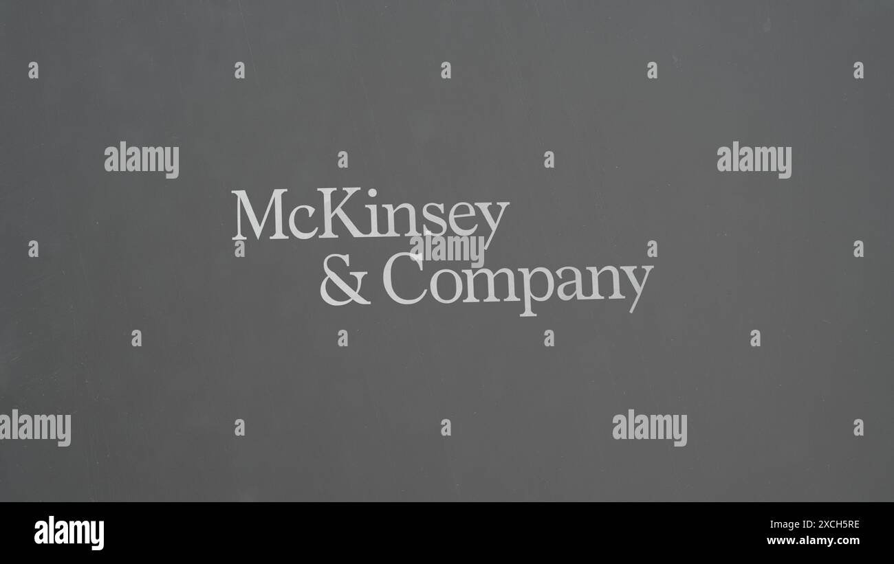 17 juin 2024, logo McKinsey and Company. Banque D'Images