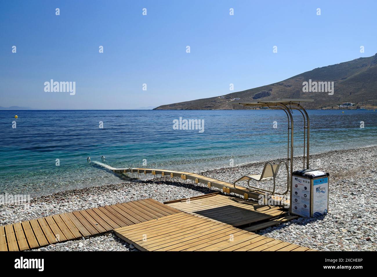 Seatrac accès handicapés à la mer, Livadia, Tilos, îles Dodécanèse, sud de la mer Égée, Grèce. Banque D'Images