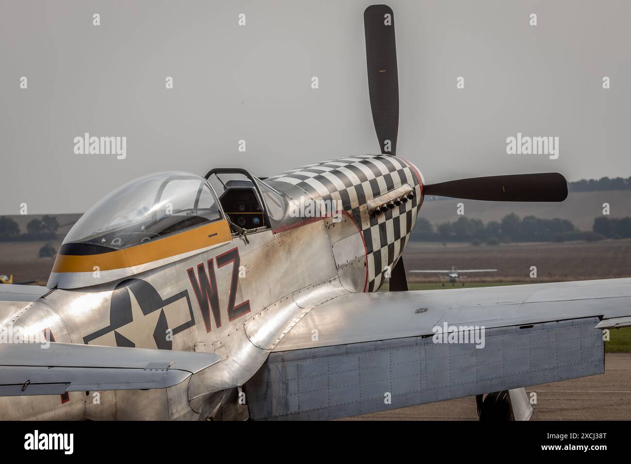 North American TF-51 Mustang '414251/WZ-I', aérodrome de Duxford, Cambridgeshire, Royaume-Uni Banque D'Images