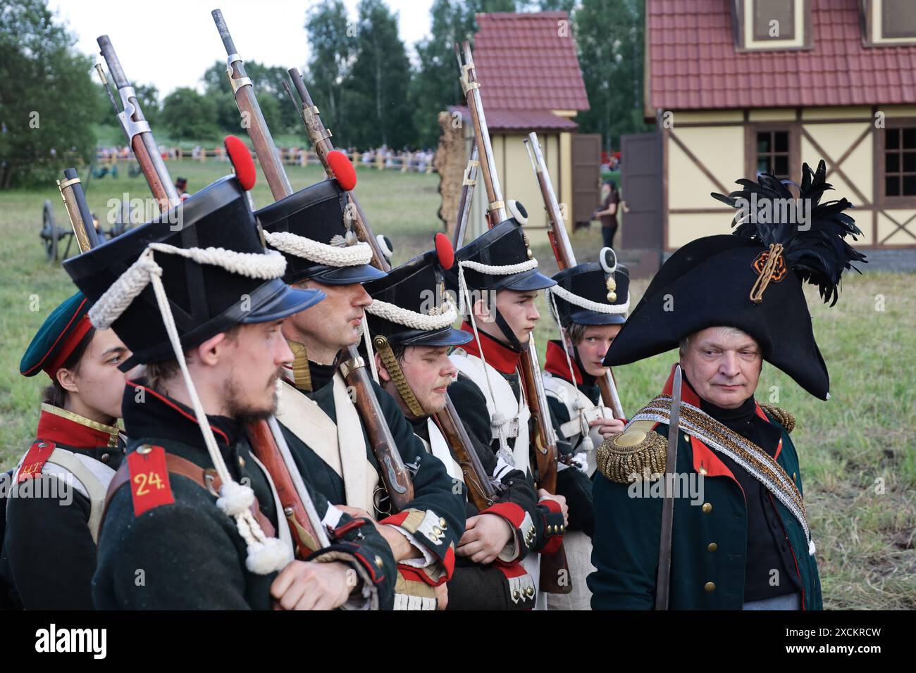 Soldats de l'armée russe du 19ème siècle pendant la fête de la reconstruction historique des temps et des époques Banque D'Images